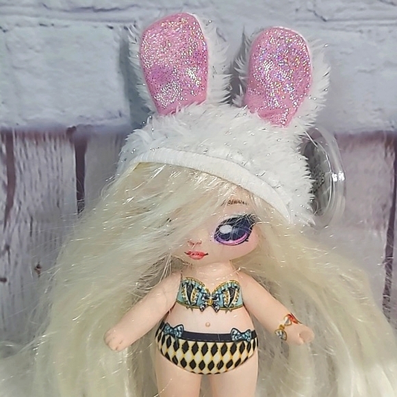 Na Na Na Surprise Alice Hops Spring Easter Bunny Blonde Doll Collectible Toy 10" - Picture 3 of 12